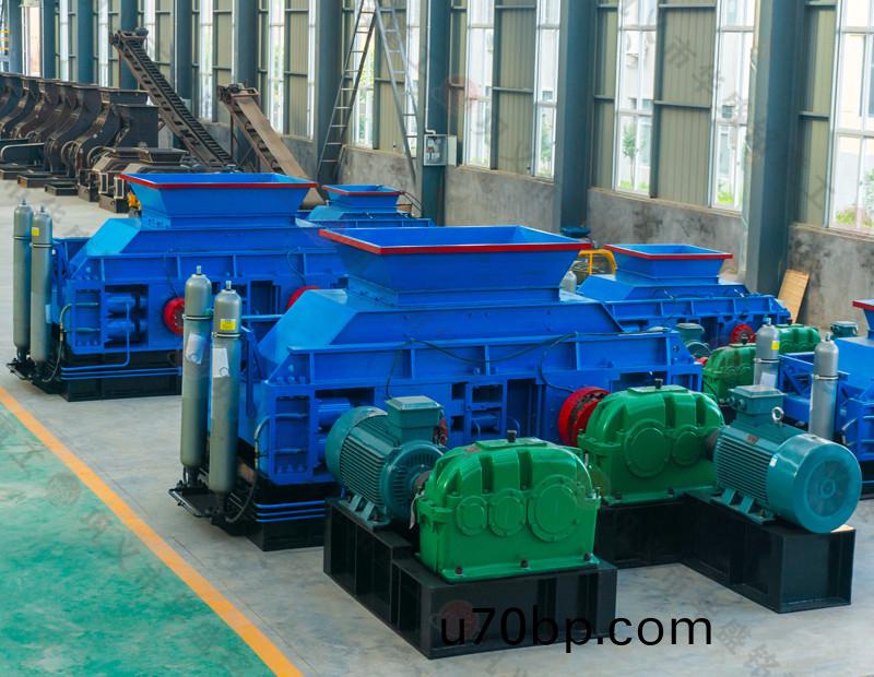 石料(liao)破碎(sui)機(ji)
