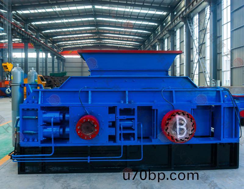 雙(shuang)光輥破碎(sui)機(ji)