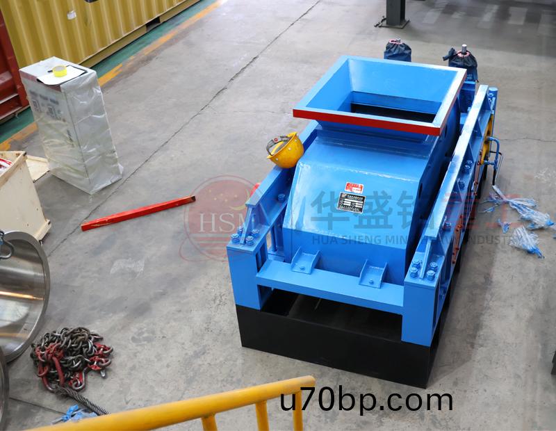 瀝(li)青再(zai)生料(liao)破(po)碎機