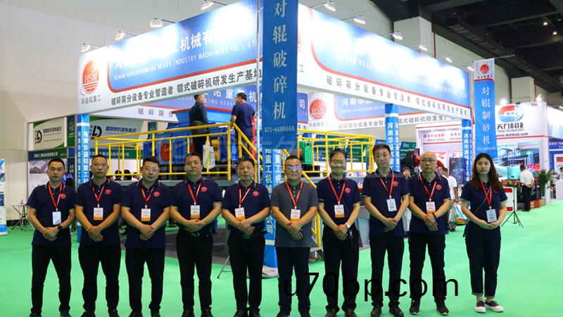 大中小(xiao)型(xing)對輥製砂機(ji)爲什麼(me)很受歡(huan)迎(ying)？