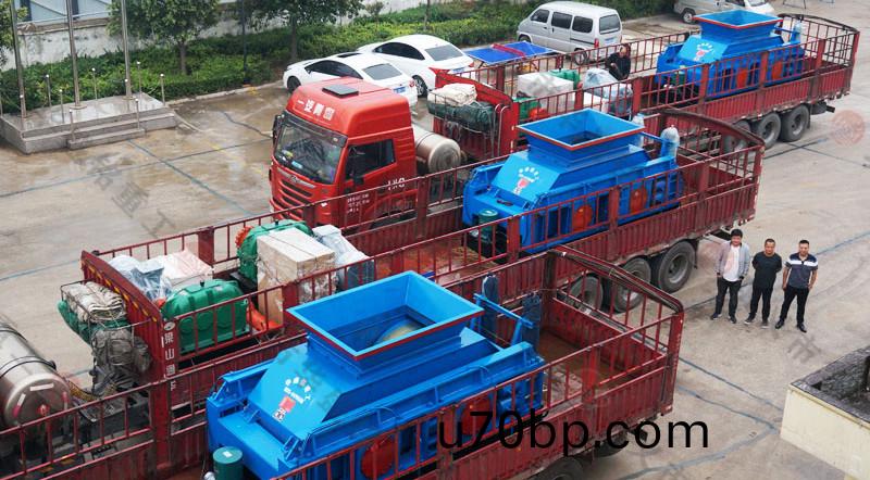 數控對(dui)輥破碎機